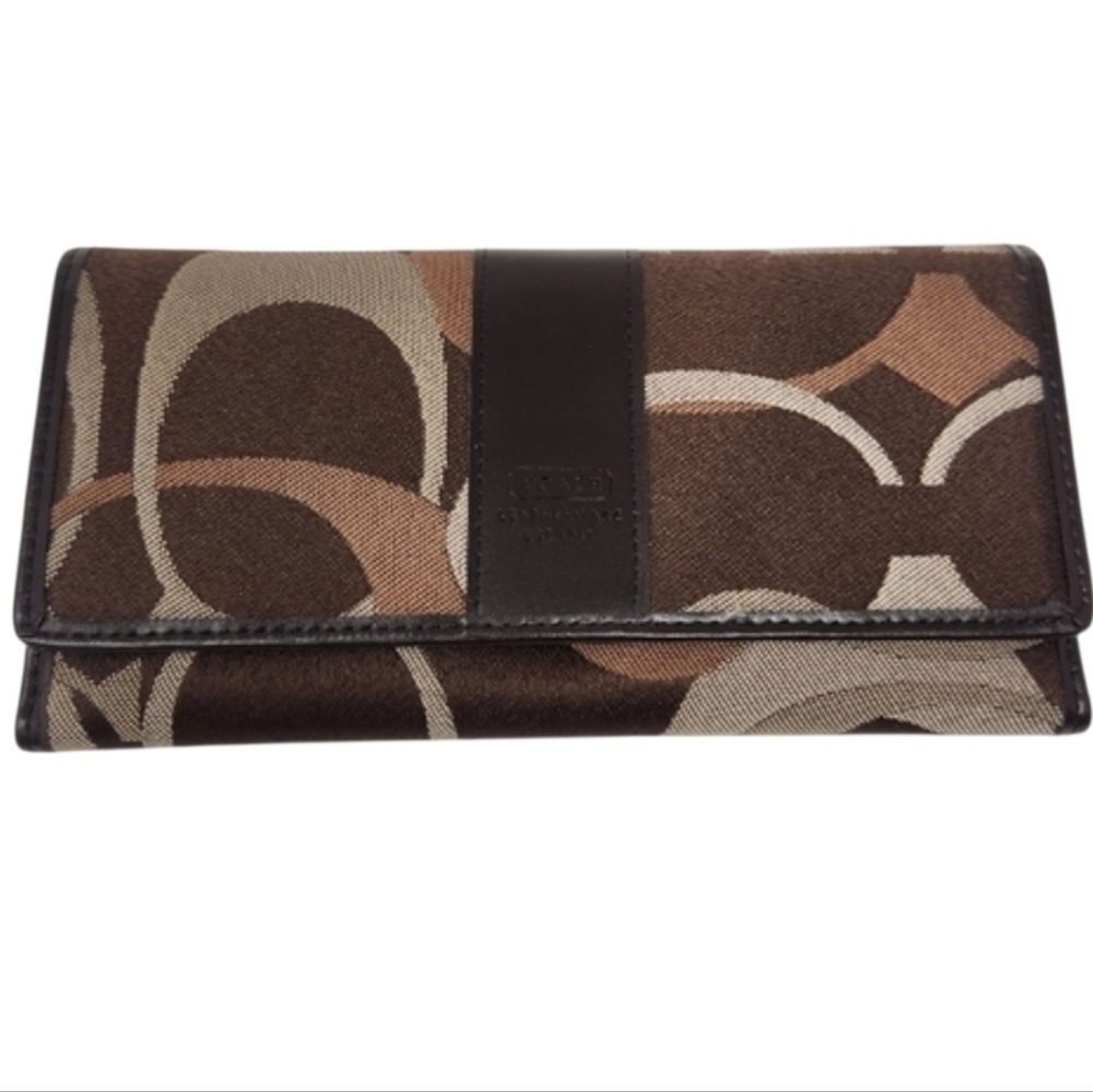 Coach | Women's Classic Brown, Tan & Cream Signature Logo Wallet (One Size)